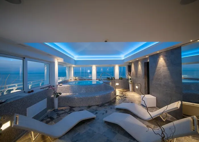 Hotel Adlon - Fronte Mare